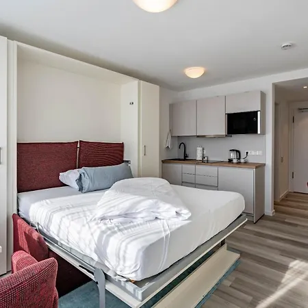 Huber Living Basic 304 Apartment Germering Exterior photo