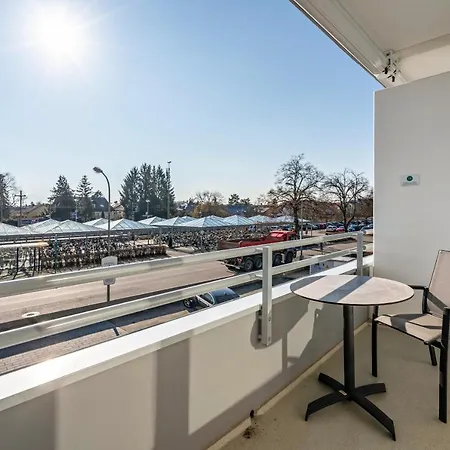 Huber Living Basic 304 Apartment Germering Exterior photo