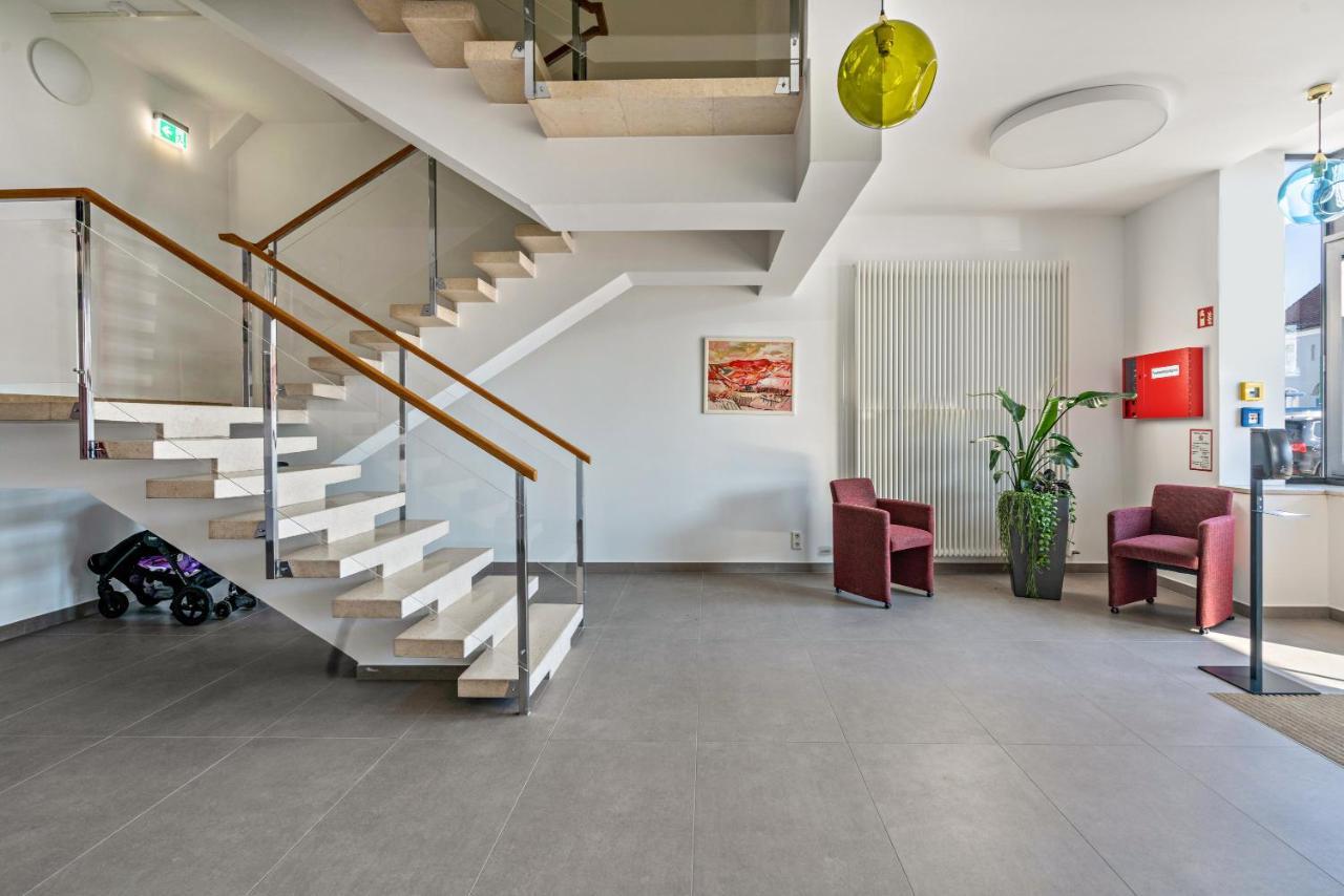 Apartment Huber Living Basic 304